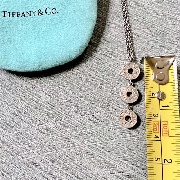🤍Tiffany & Co. 1837 Triple Drop Circle Pendant Necklace - Picture 9 of 9